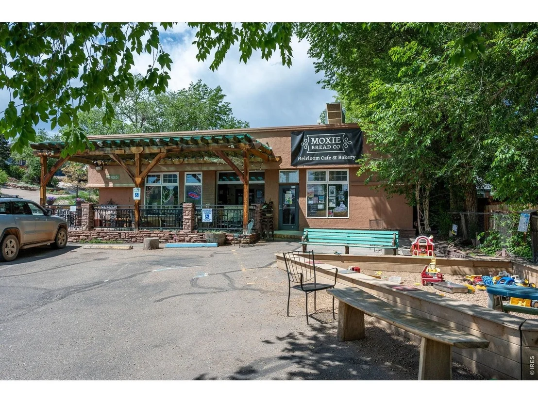 Photo of 1012 Steamboat Valley Rd