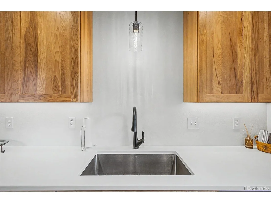 Photo of 821 Ferret Ln