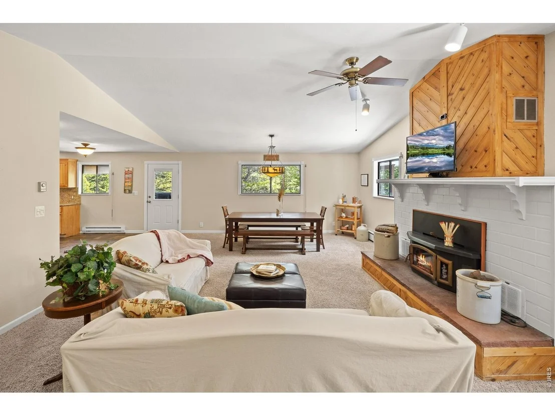 Photo of 218 Brook Dr