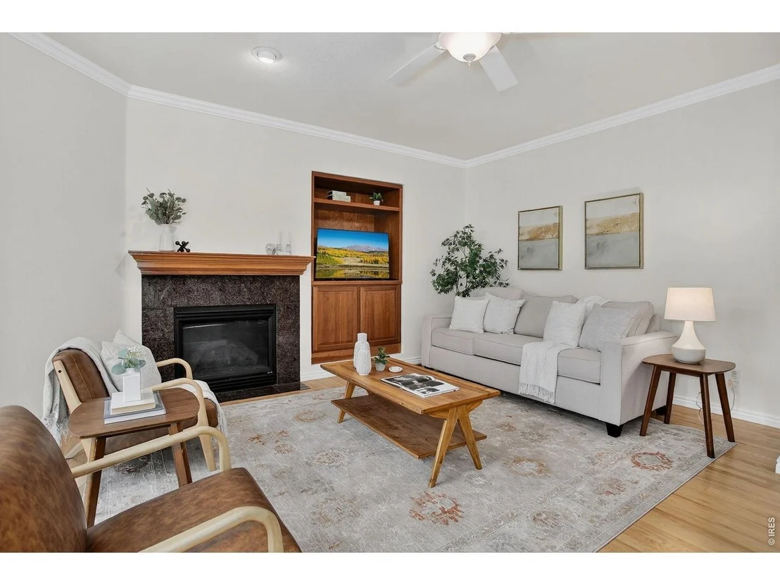 Photo of 1095 Terrace Cir S