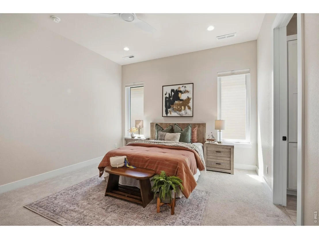Photo of 1727 Barefoot Dr
