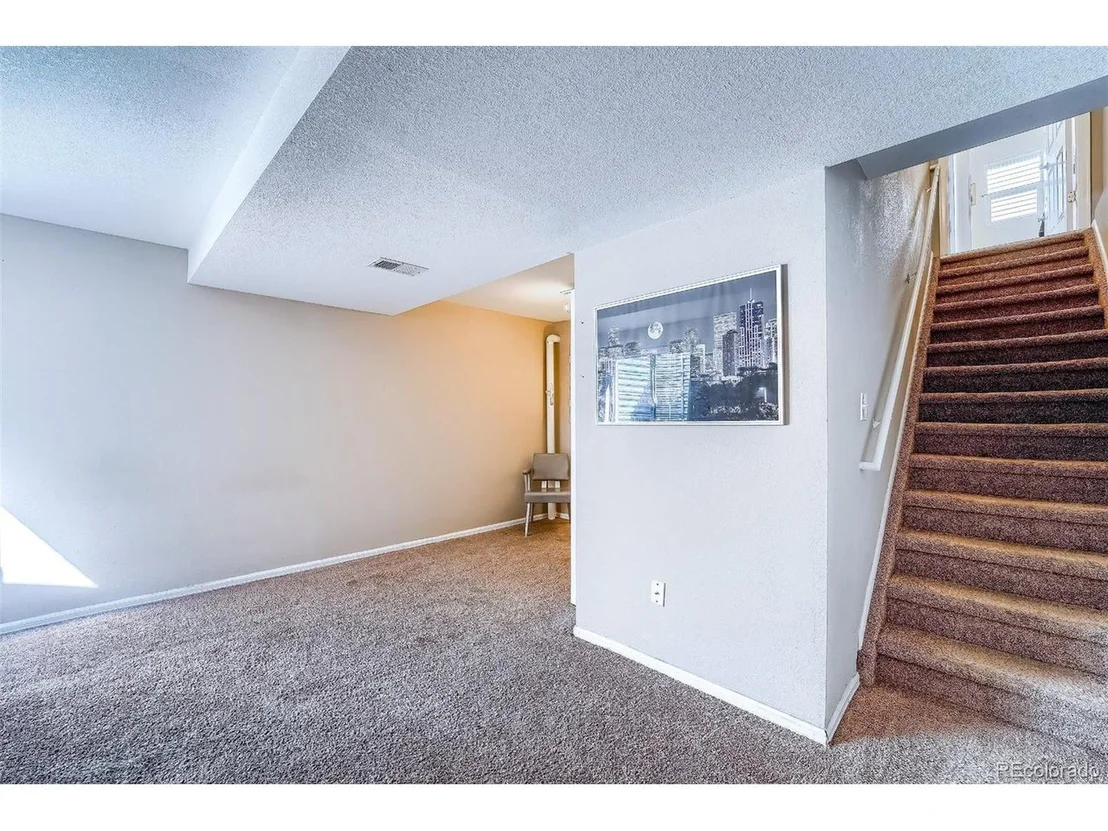 Photo of 1260 Red Mountain Dr