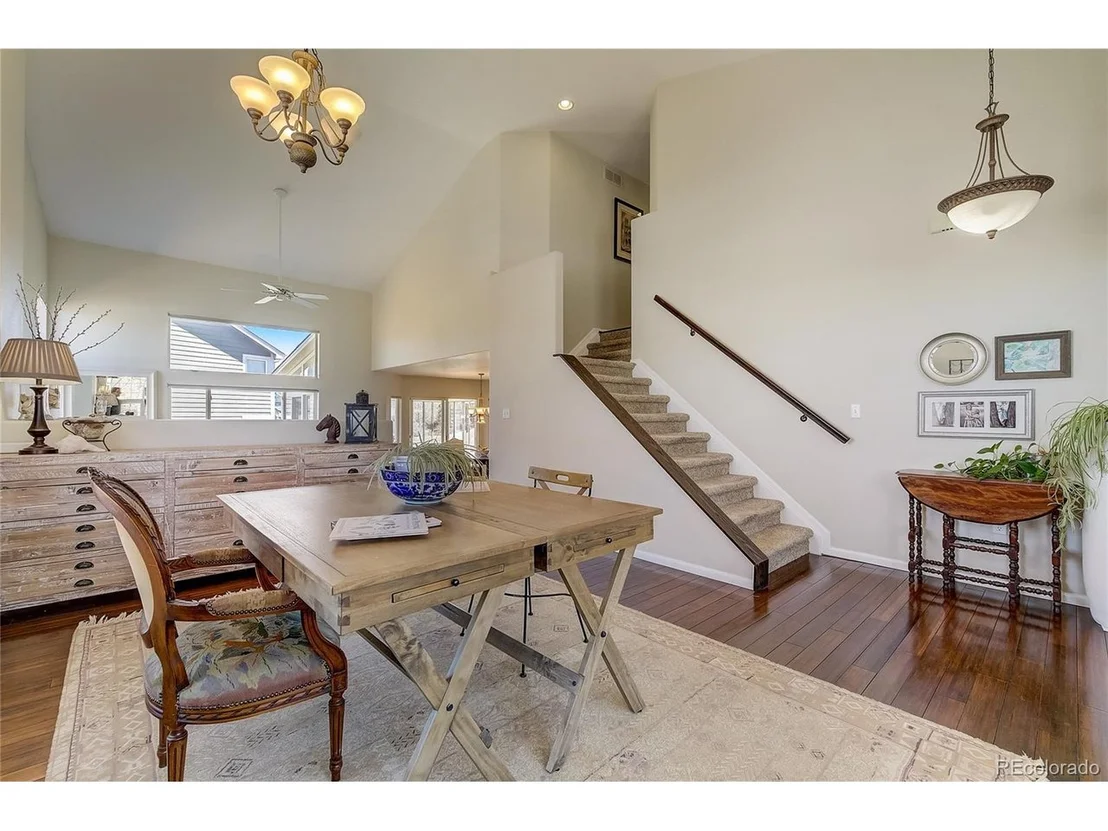 Photo of 10168 Foxridge Cir