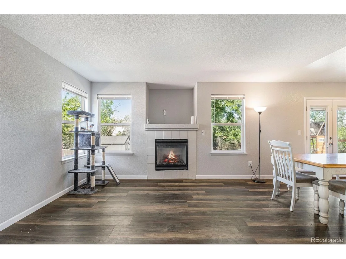 Photo of 9234 Welby Cir