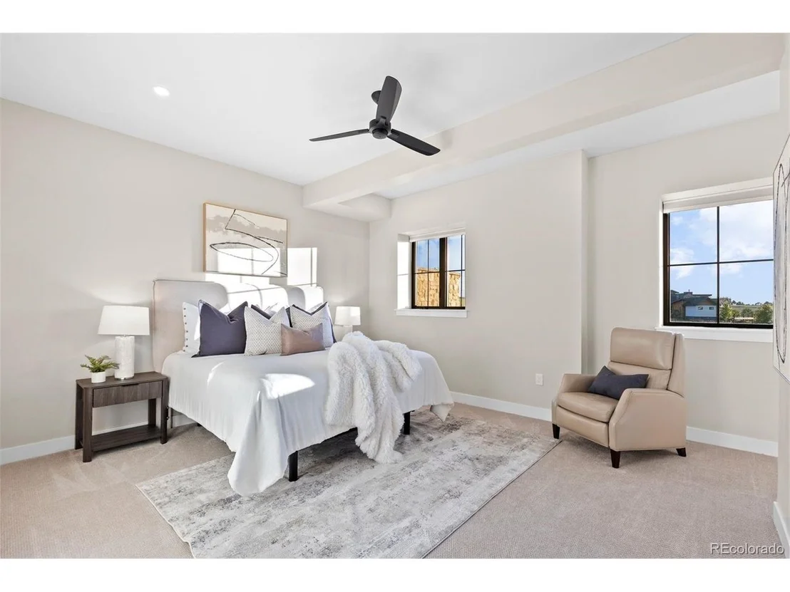 Photo of 2433 Fox View Trl