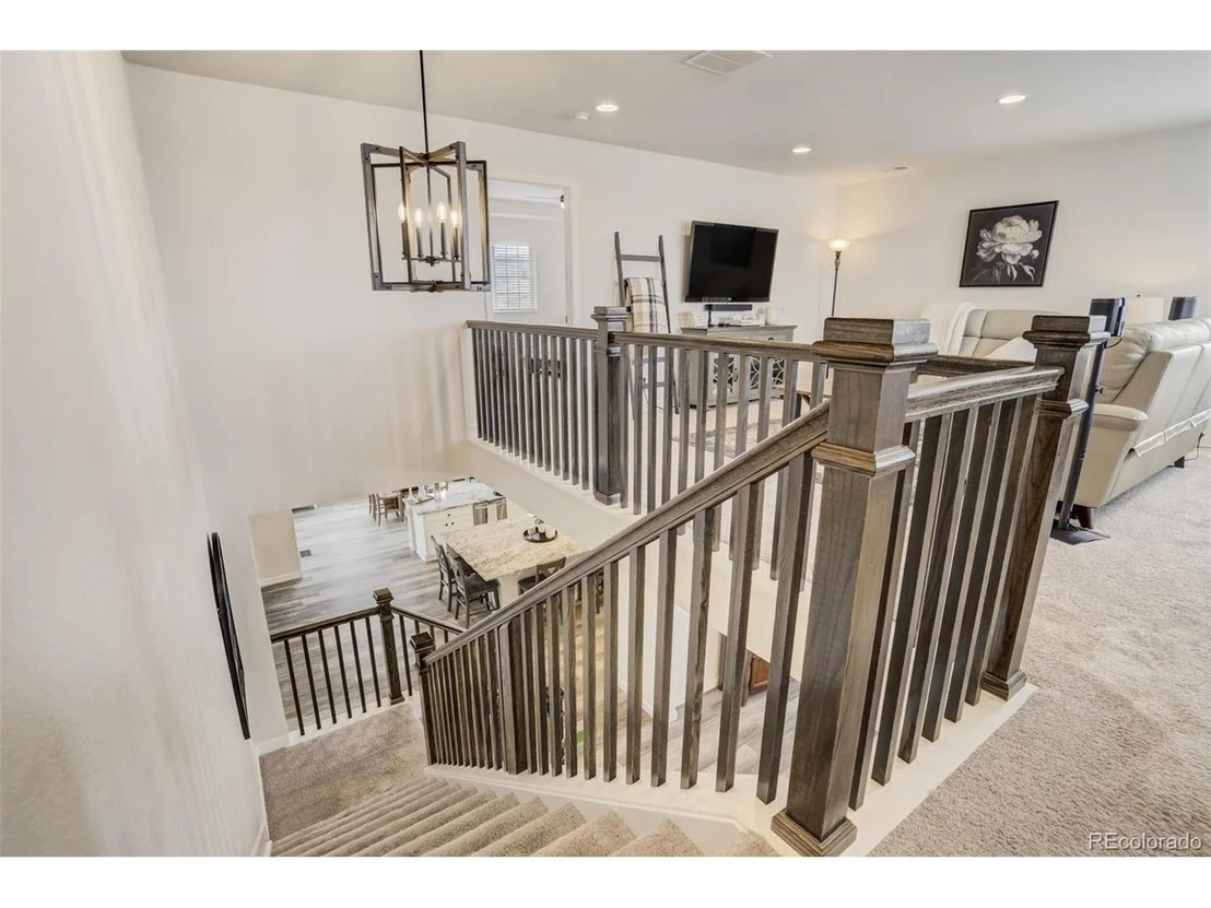 Photo of 5059 Ditmars Ln