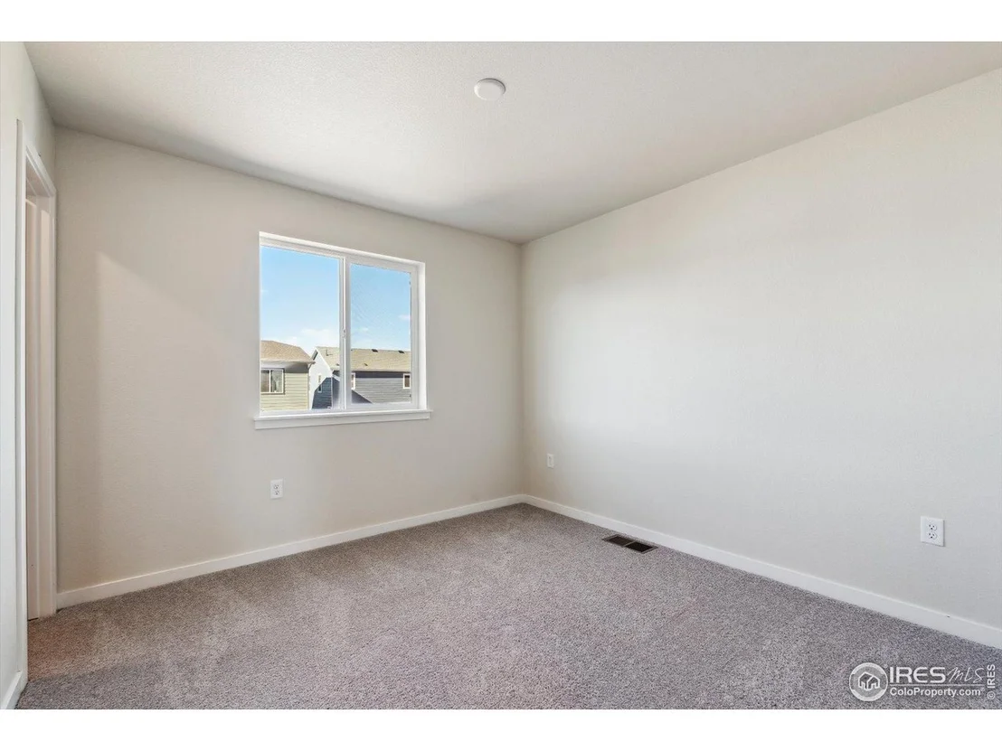 Photo of 4431 Trader St