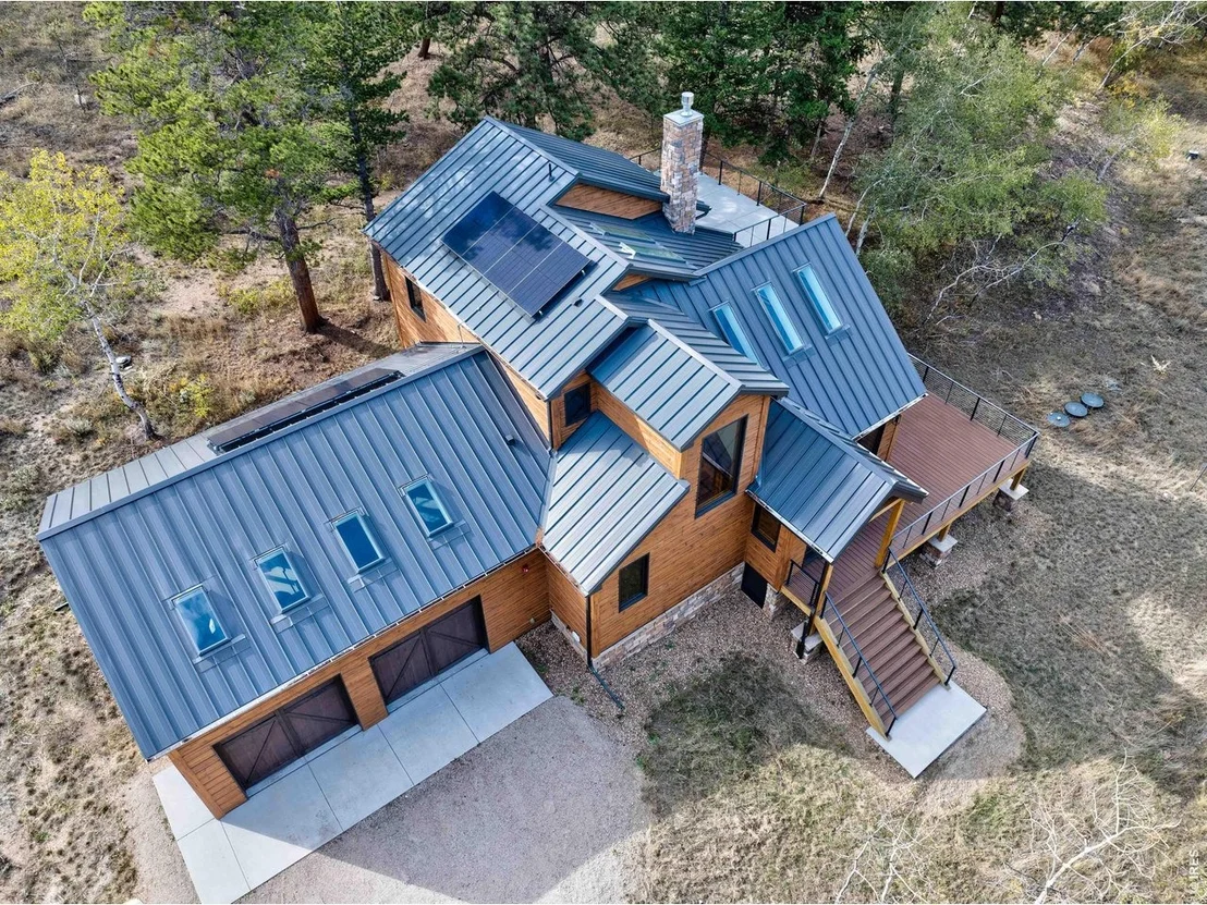 Photo of 964 Ski Rd