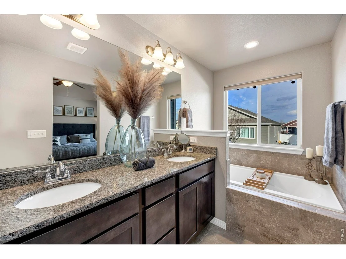 Photo of 5225 Carmon Dr