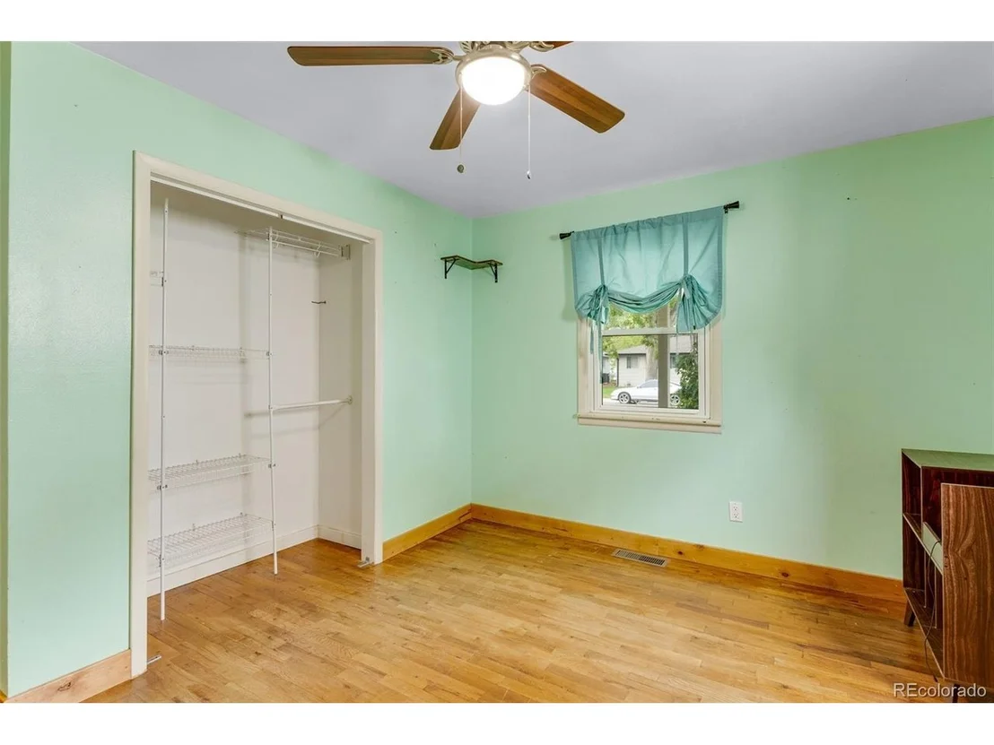 Photo of 110 25th Ave