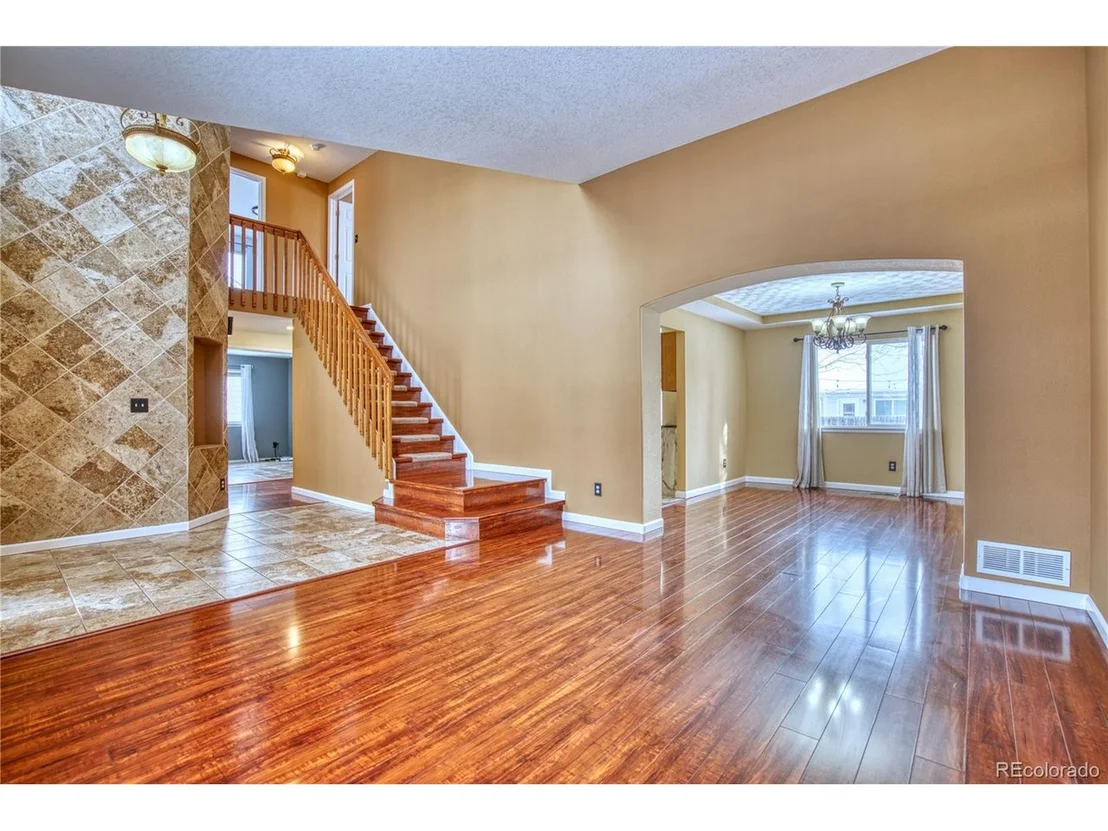 Photo of 2320 Flagstaff Dr