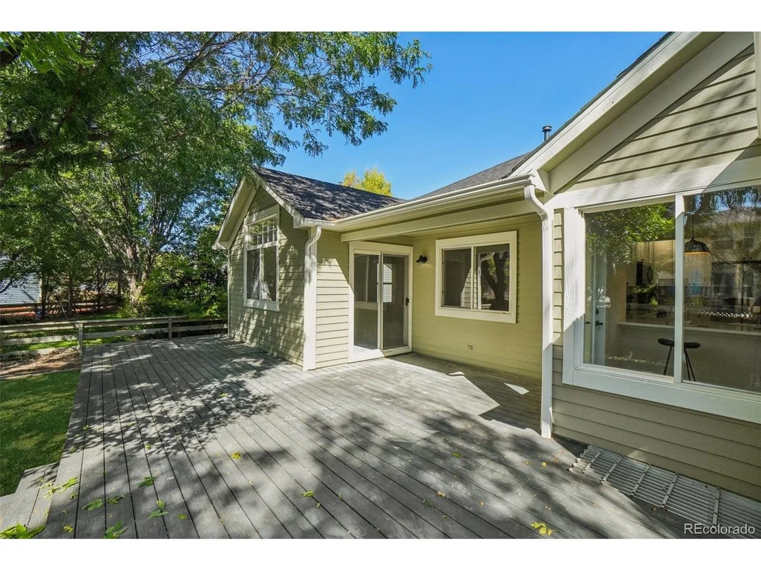 Photo of 1148 Chestnut Dr