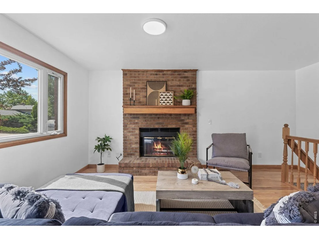 Photo of 1685 Geneva Cir