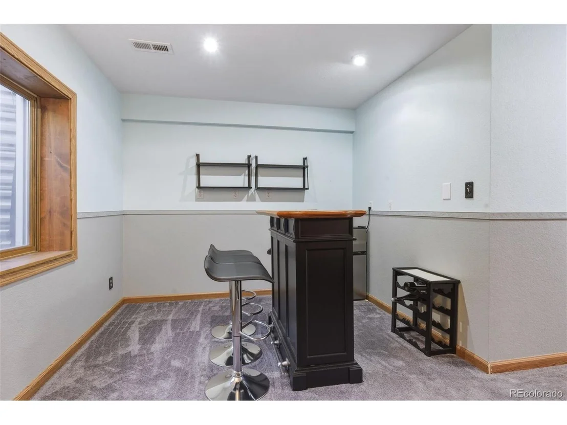 Photo of 437 Mcshane Pl
