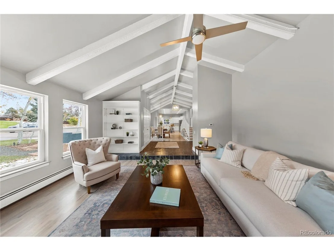Photo of 2386 Crabtree Dr