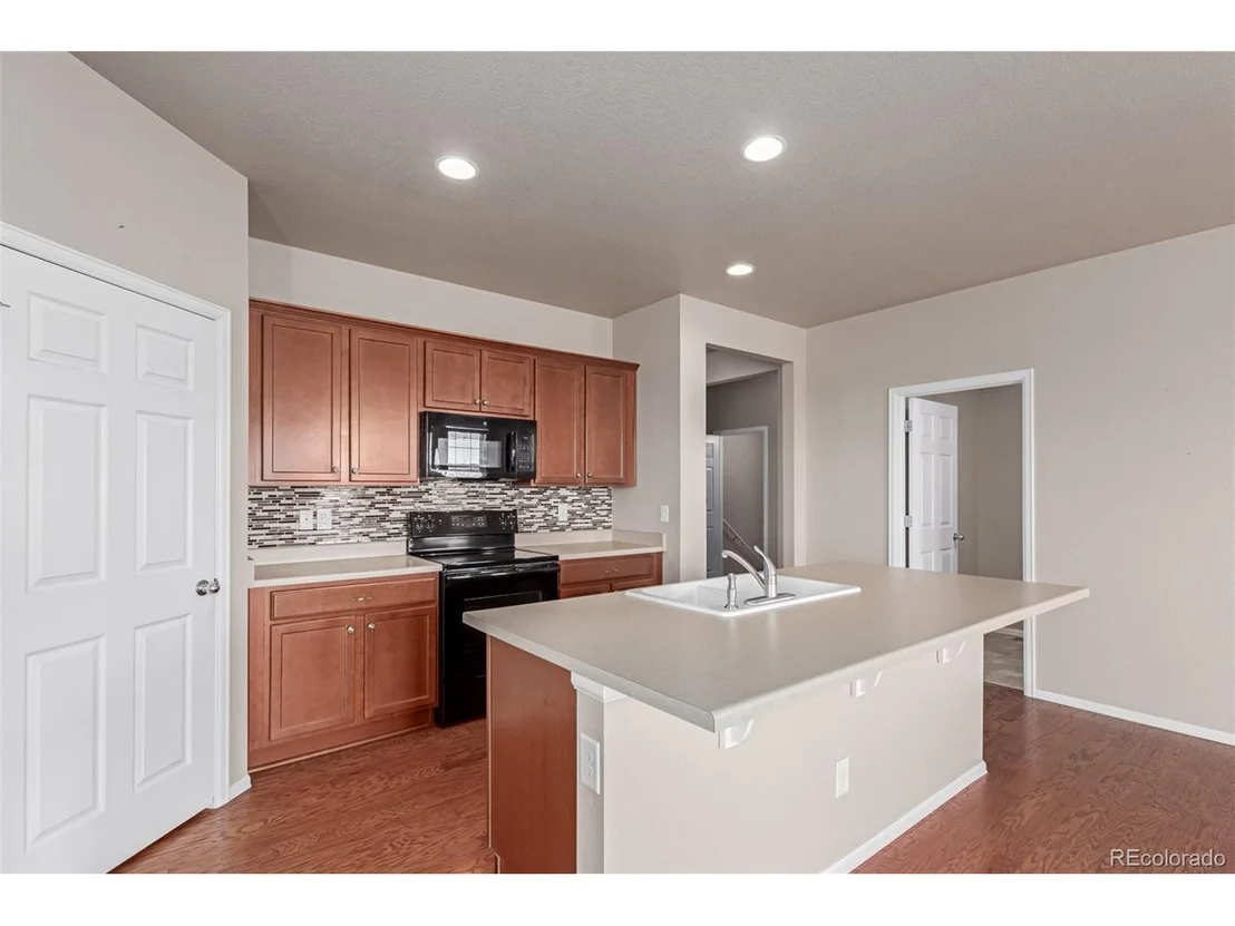 Photo of 10266 Stagecoach Ave