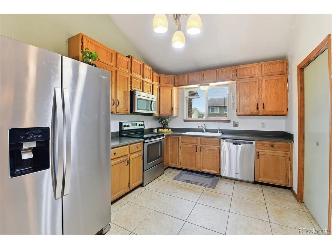 Photo of 450 N 9th Pl