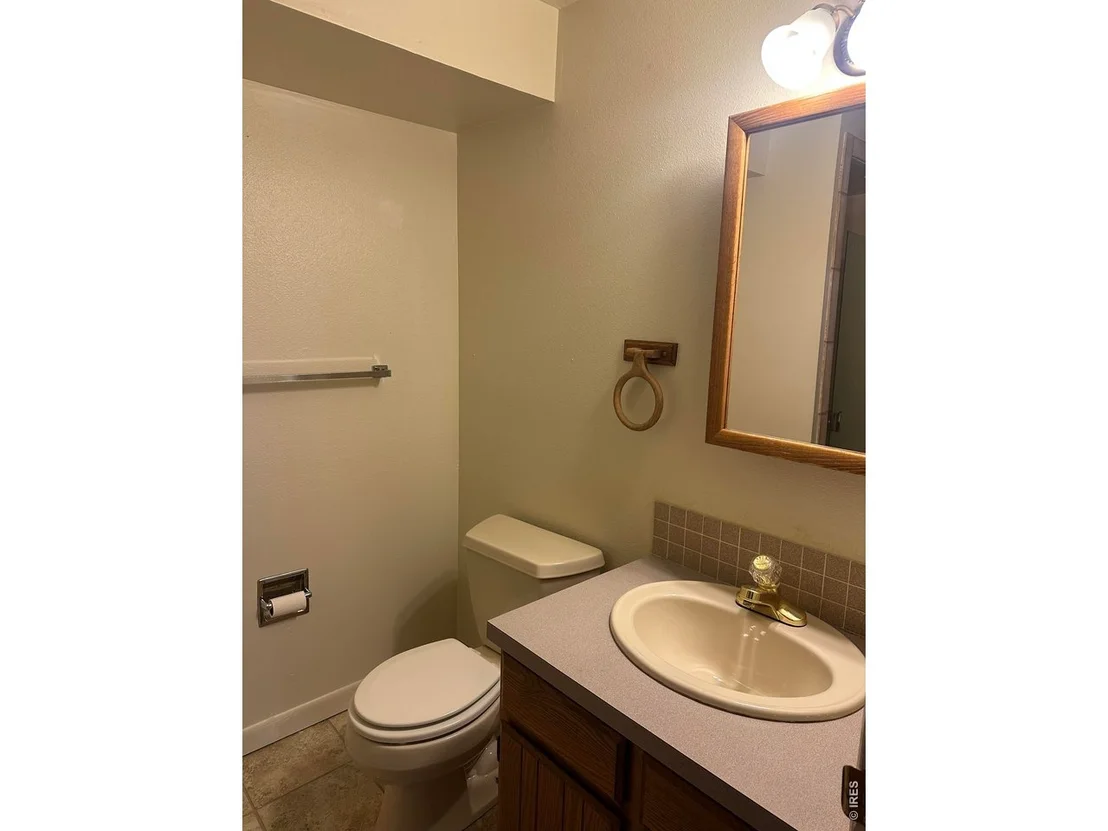 Photo of 621 39th Ave