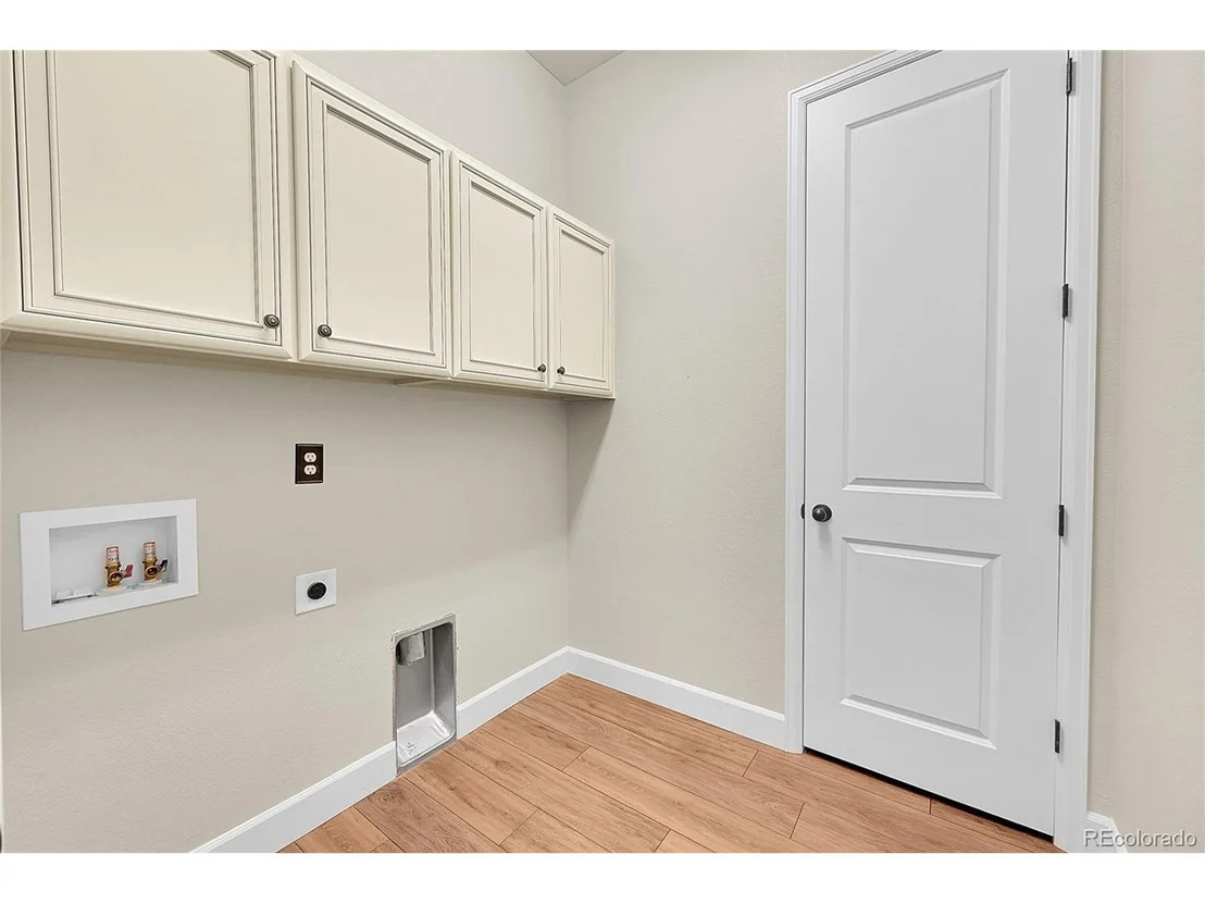 Photo of 5190 Ditmars Trl