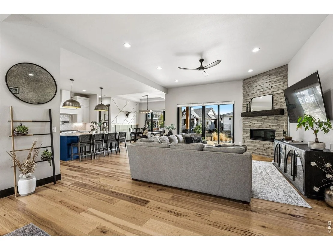 Photo of 2355 Sugarloaf Rd
