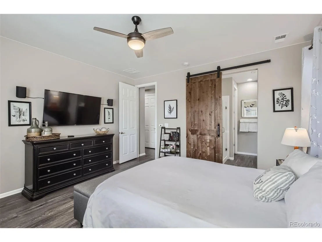 Photo of 5553 Osbourne Dr
