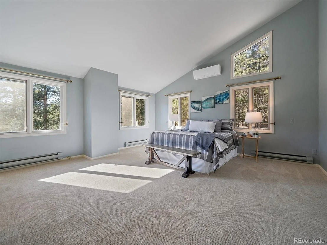 Photo of 33913 Upper Bear Creek Rd