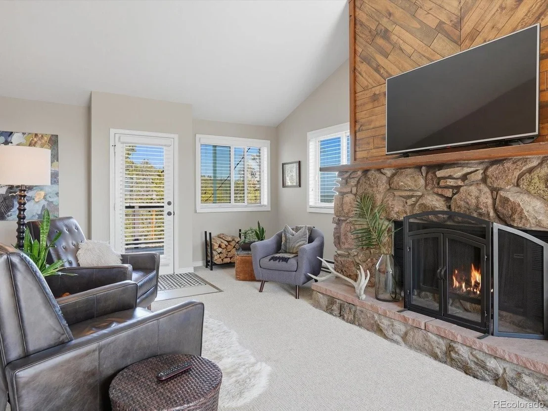 Photo of 10594 Crystal Dr