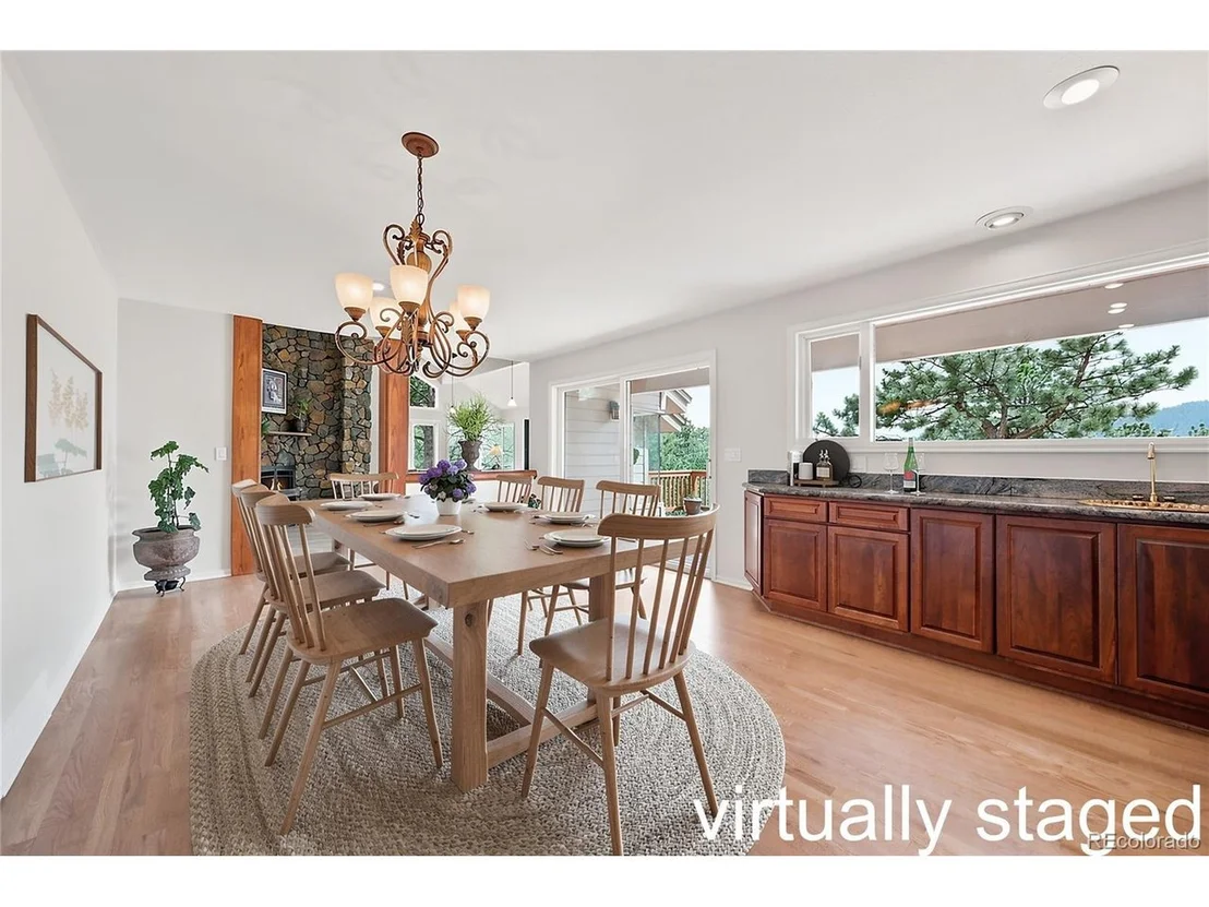 Photo of 2161 Torrey Pine Dr