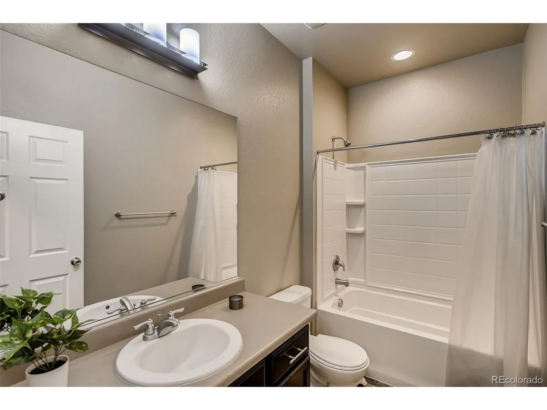 Photo of 1684 Ruby Ave