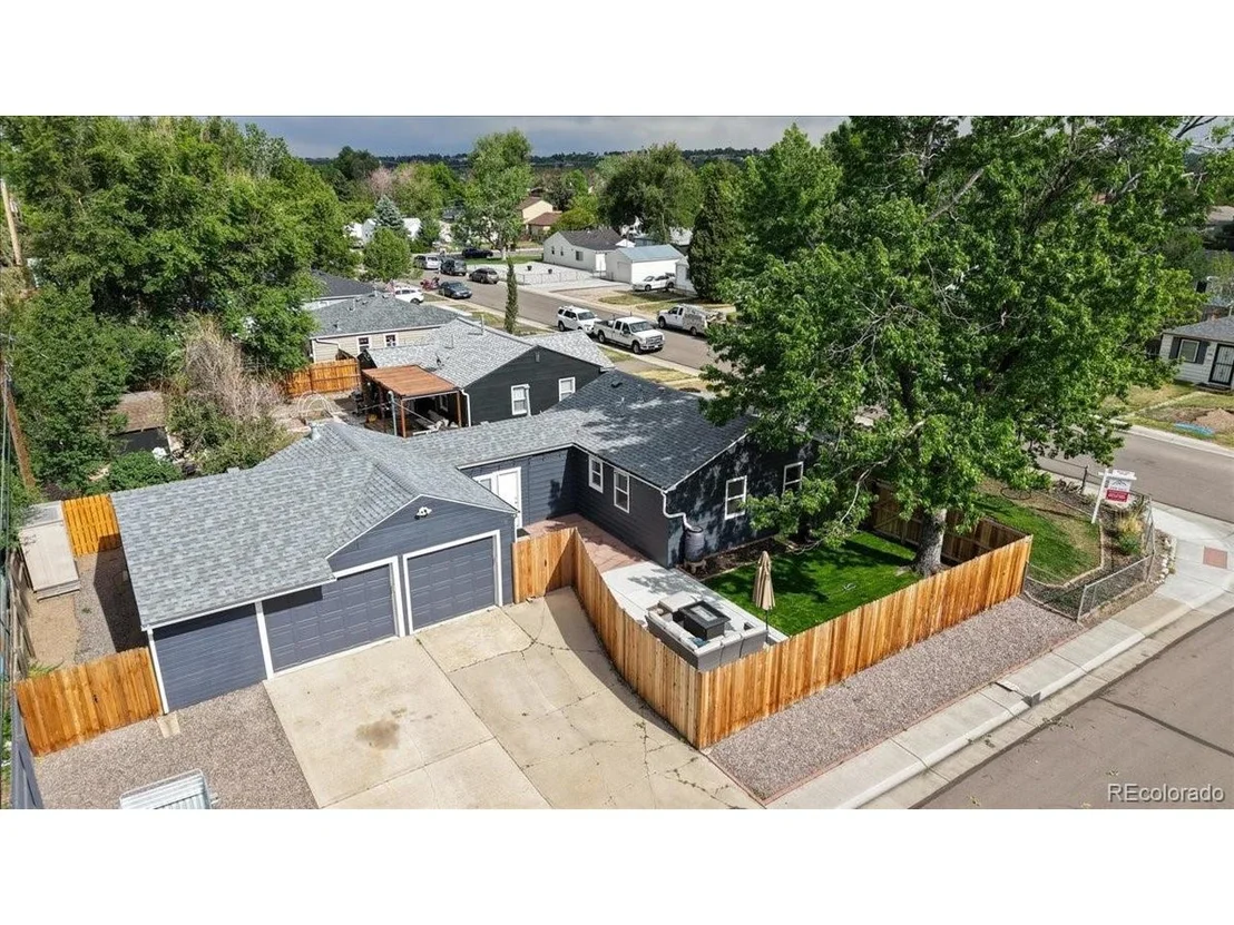 Photo of 6865 W 55th Pl