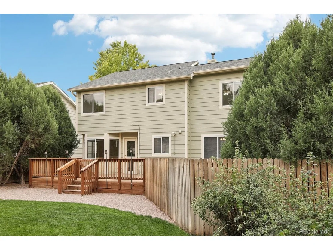 Photo of 2427 Cherry Cir