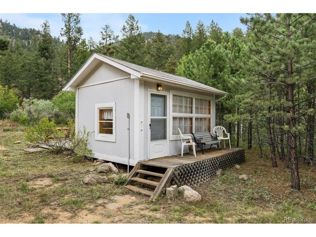 Photo of 225 Hell Canyon Rd
