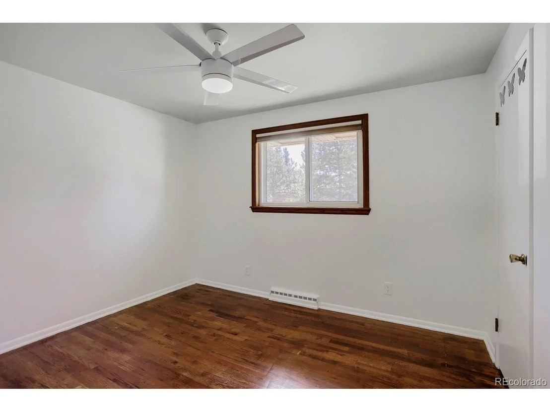 Photo of 230 Agate Way