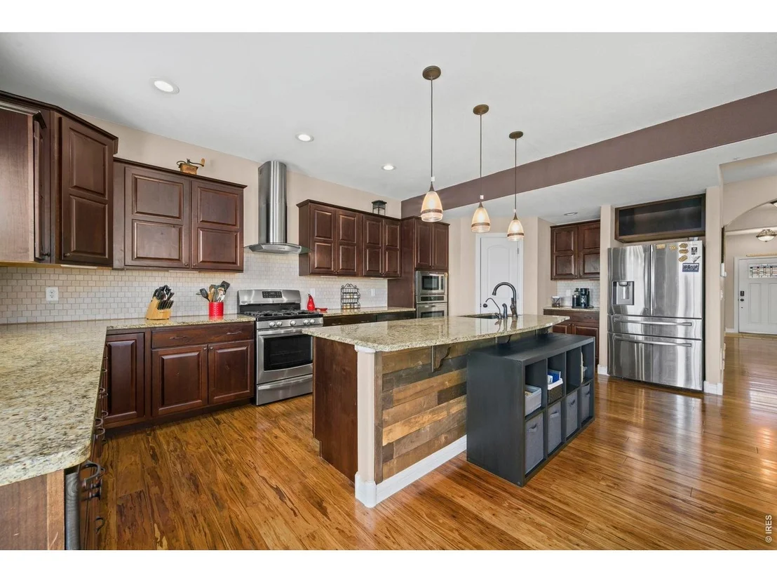 Photo of 1302 Park Ridge Dr