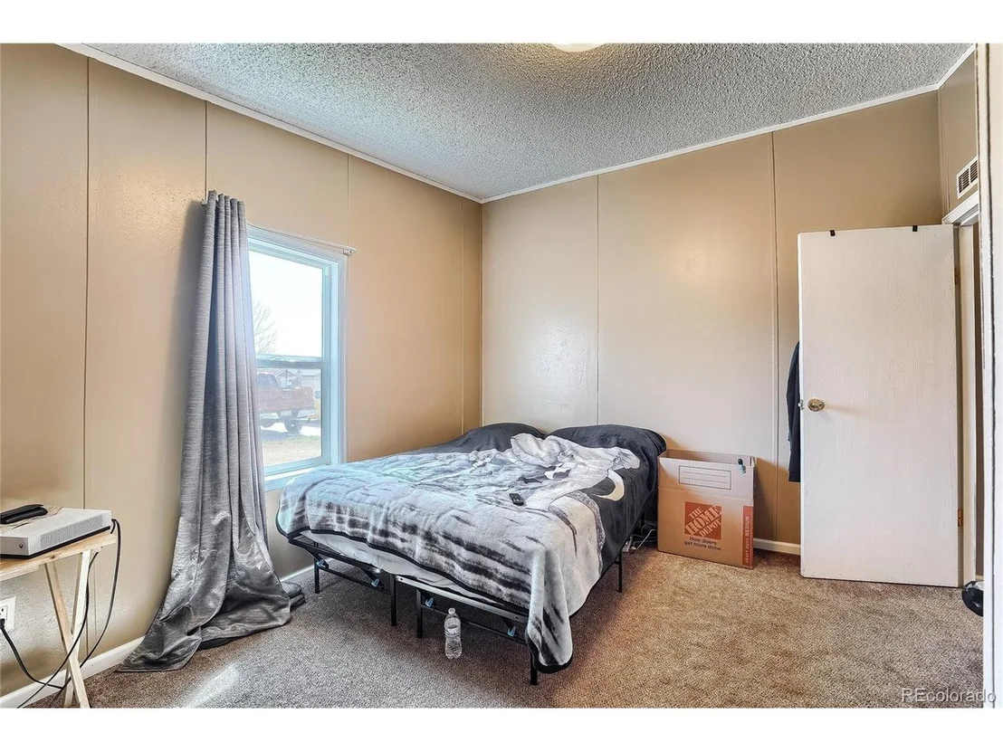 Photo of 215 Elm St