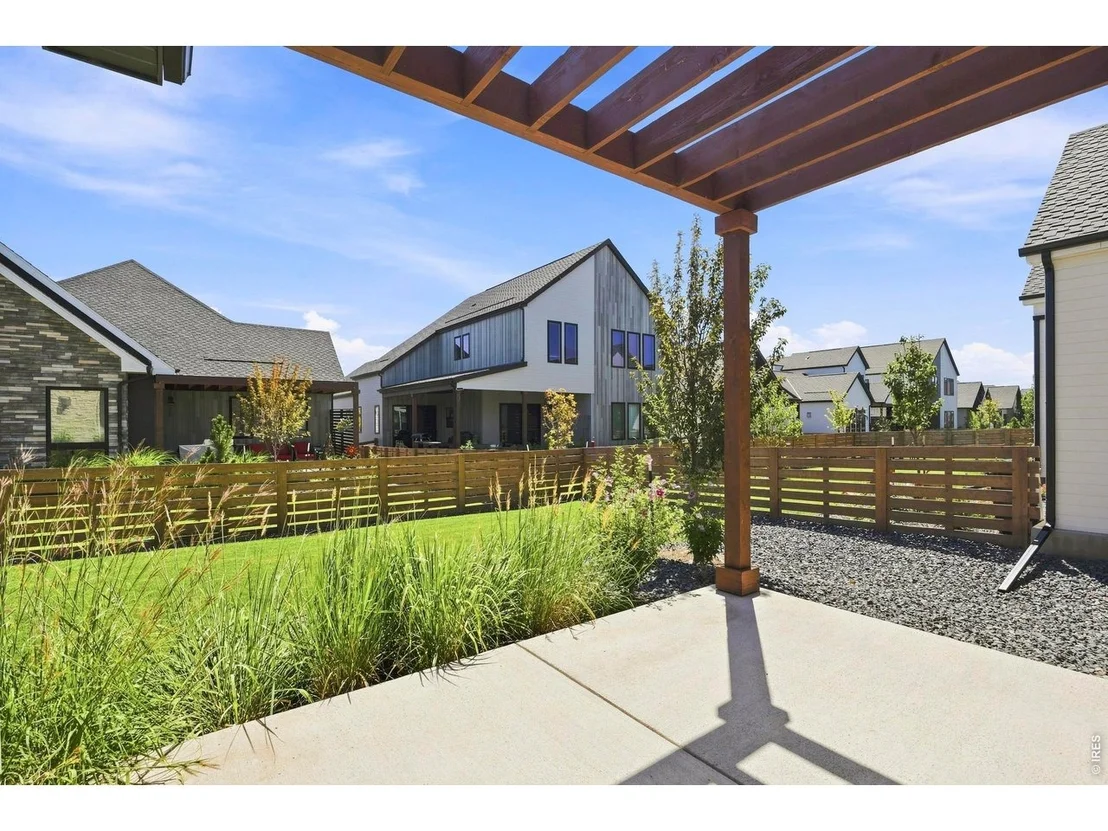 Photo of 1727 Barefoot Dr