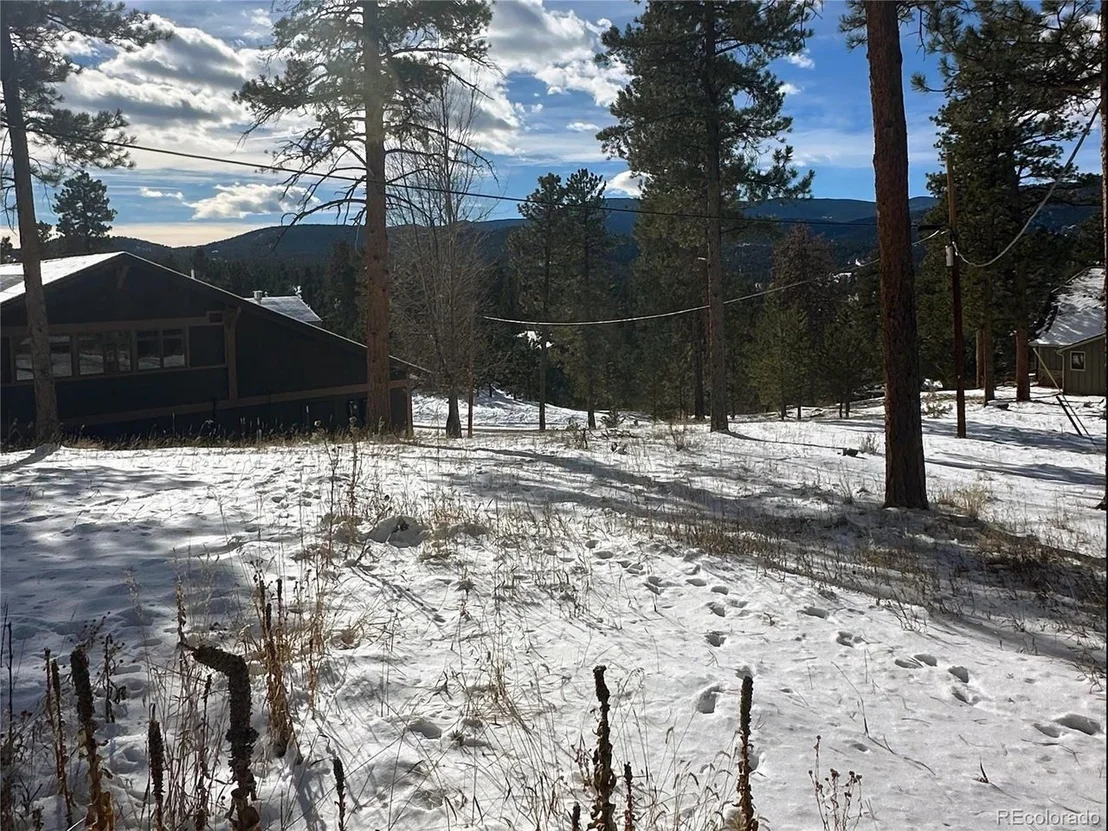 Photo of 27876 Mariposa Rd