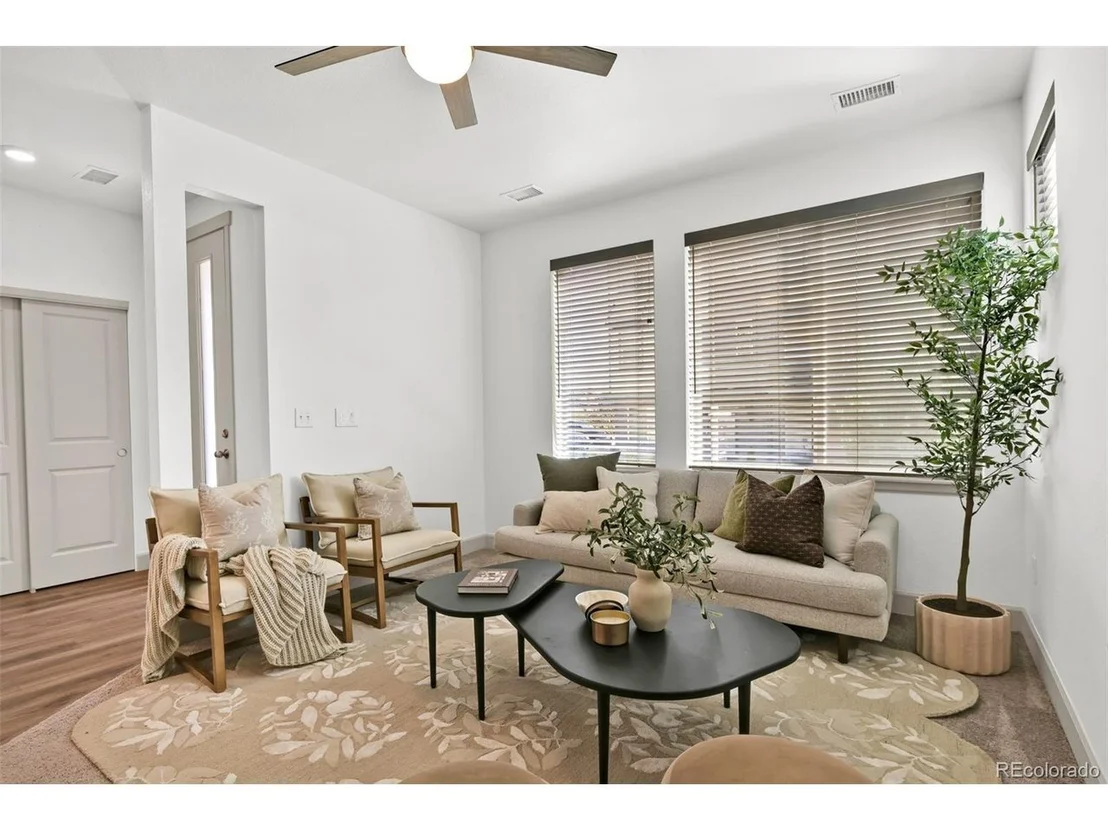 Photo of 5738 Urban Ctr
