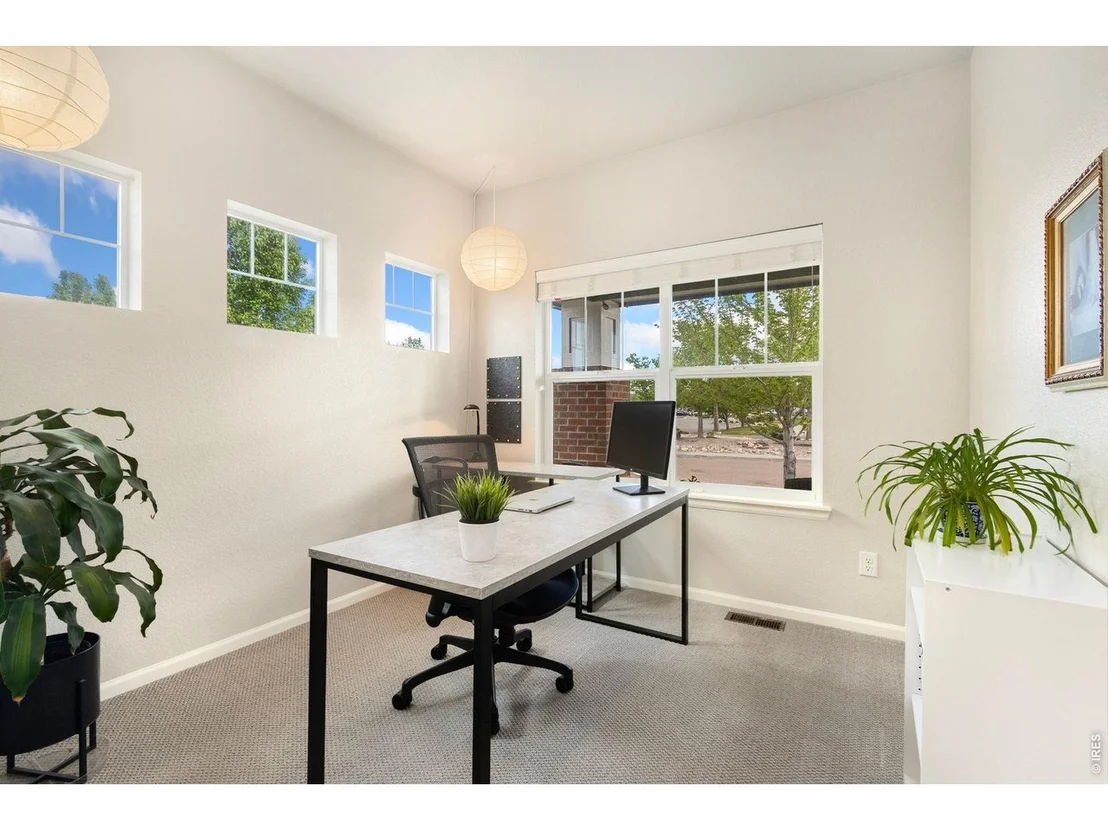 Photo of 352 Baja Dr