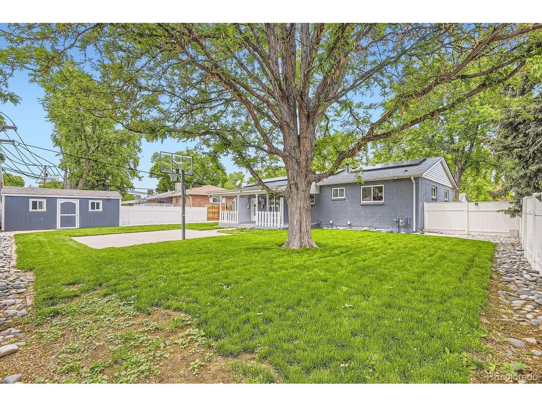 Photo of 5150 W Colgate Pl