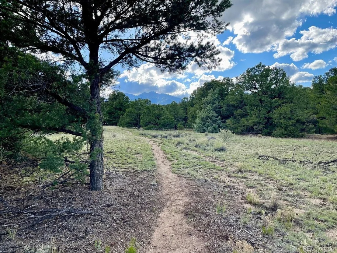 Photo of 14051 US Highway 285