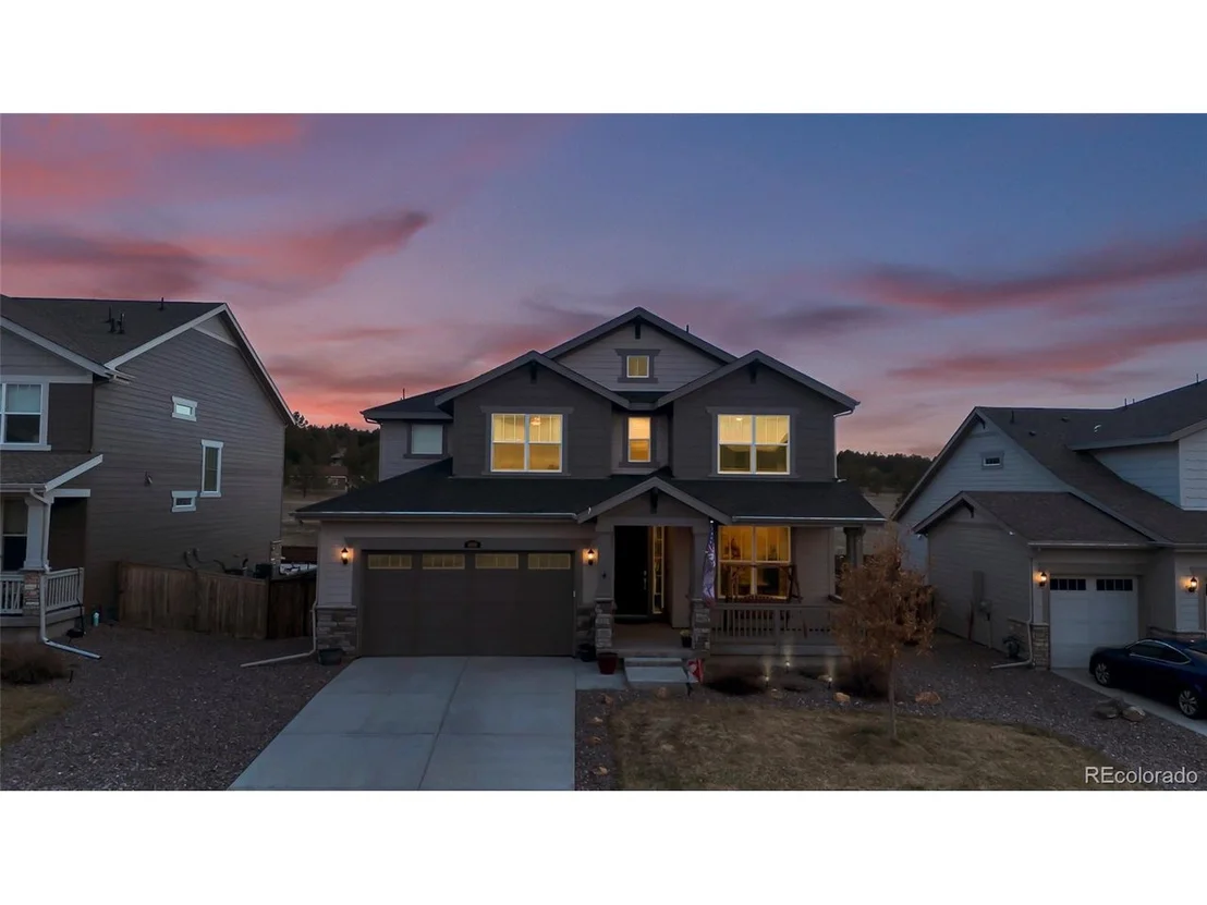 Photo of 690 Avena Dr