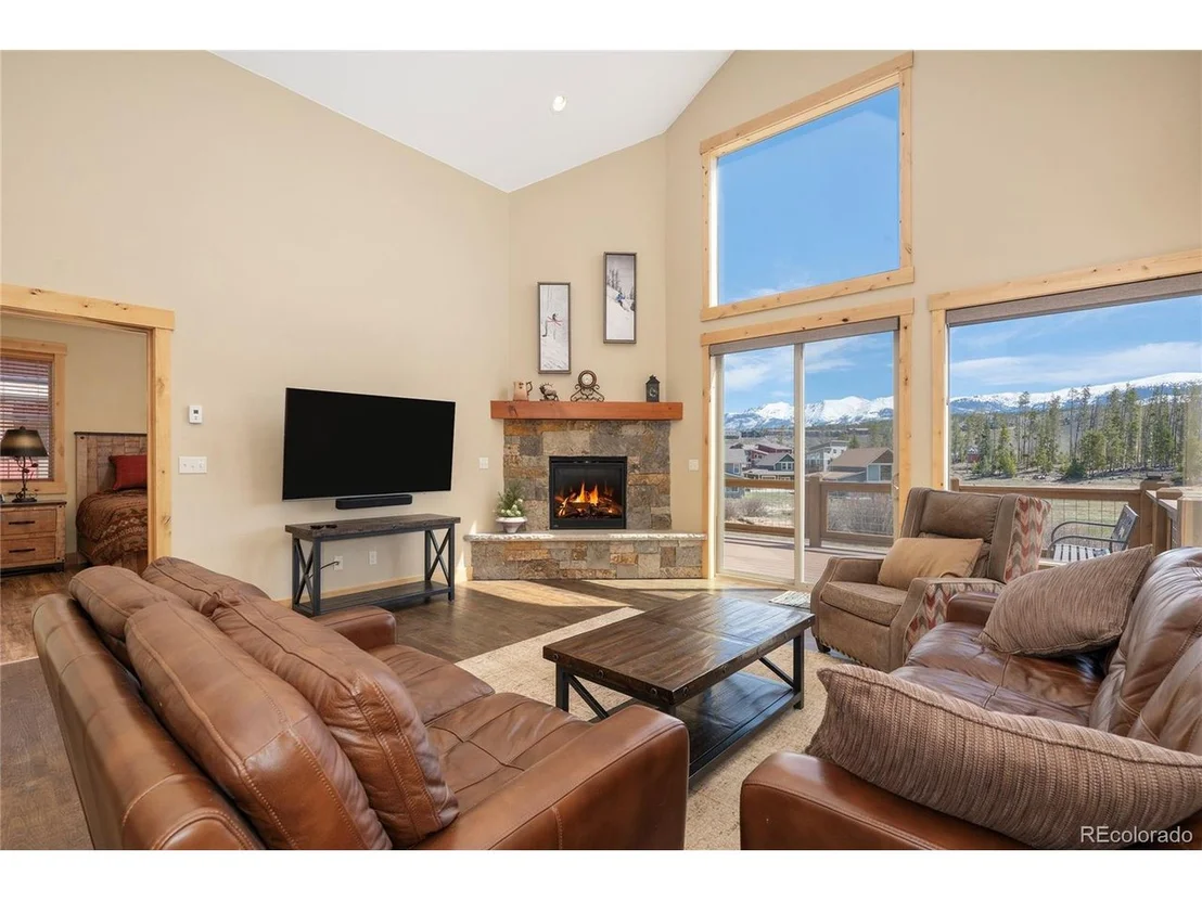 Photo of 205 Elk Ranch Rd
