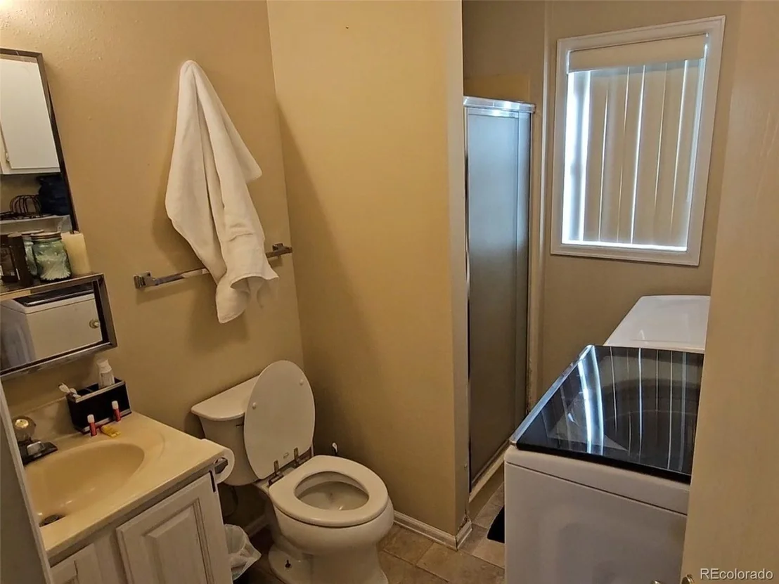 Photo of 232 Harrison Dr