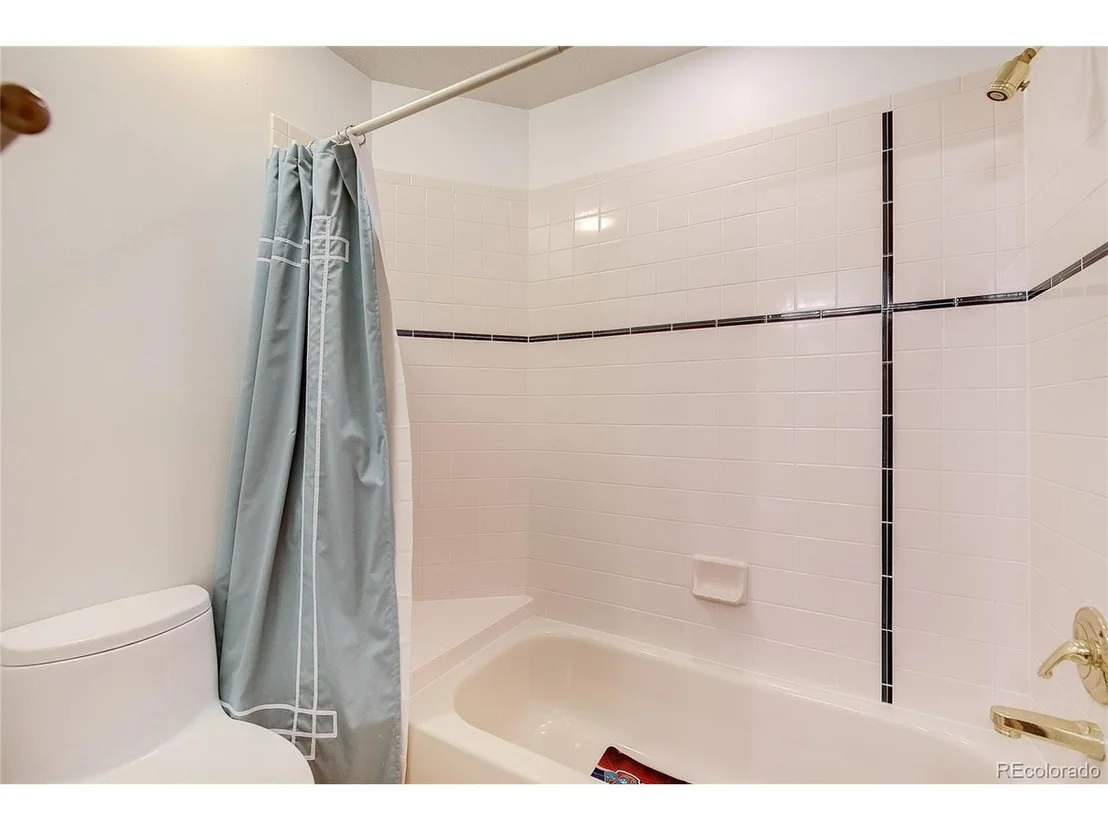 Photo of 2358 Bitterroot Ln