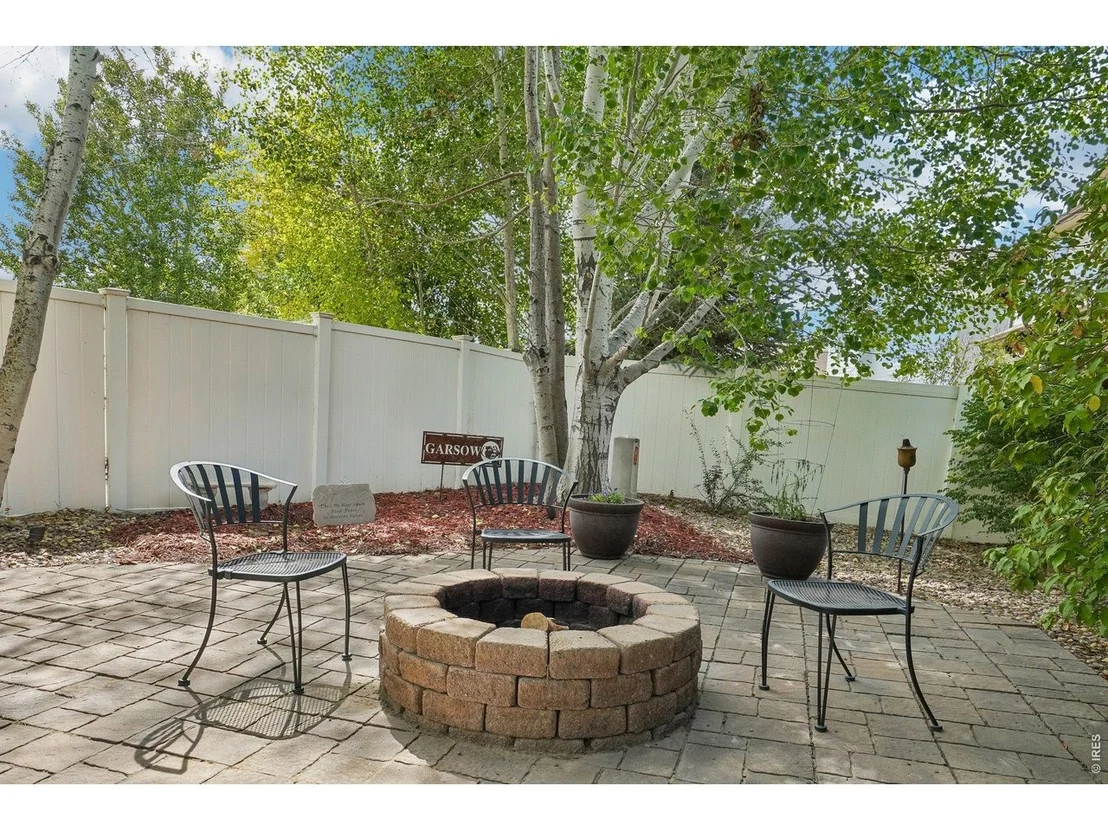Photo of 485 Wind River Dr