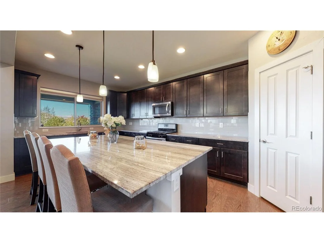 Photo of 16619 Prospect Ln