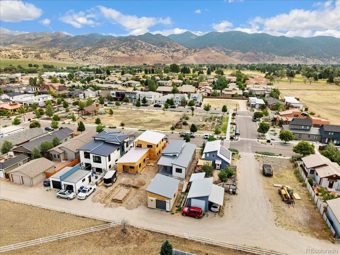 Photo of 140 Mesa View Ln