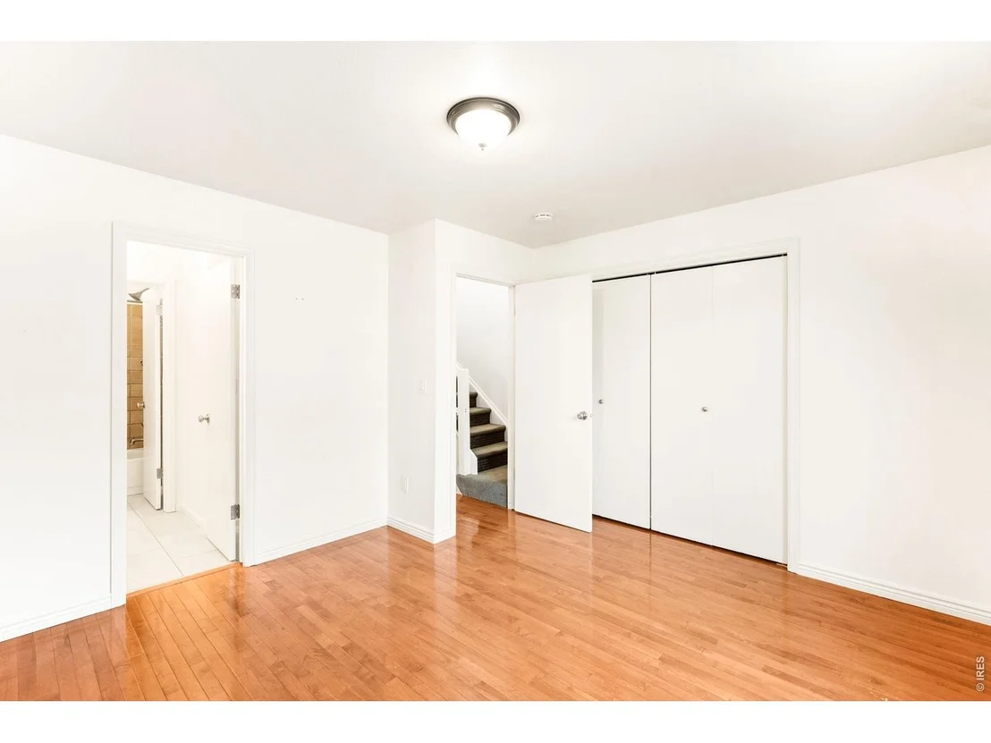 Photo of Unit 5 at 1039 Maxwell Ave