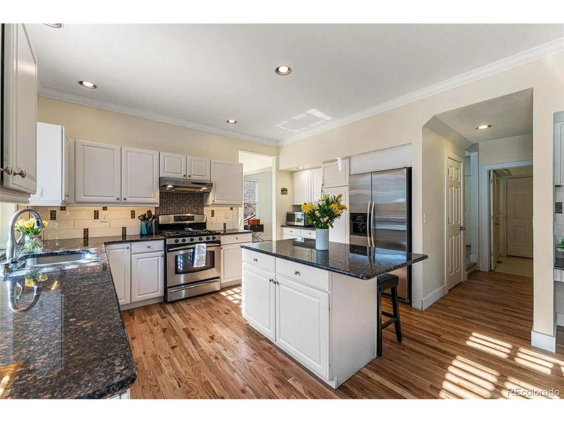 Photo of 321 Driftwood Cir